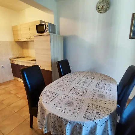 Mario Apartman Sevid