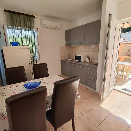 Mario Apartman Sevid